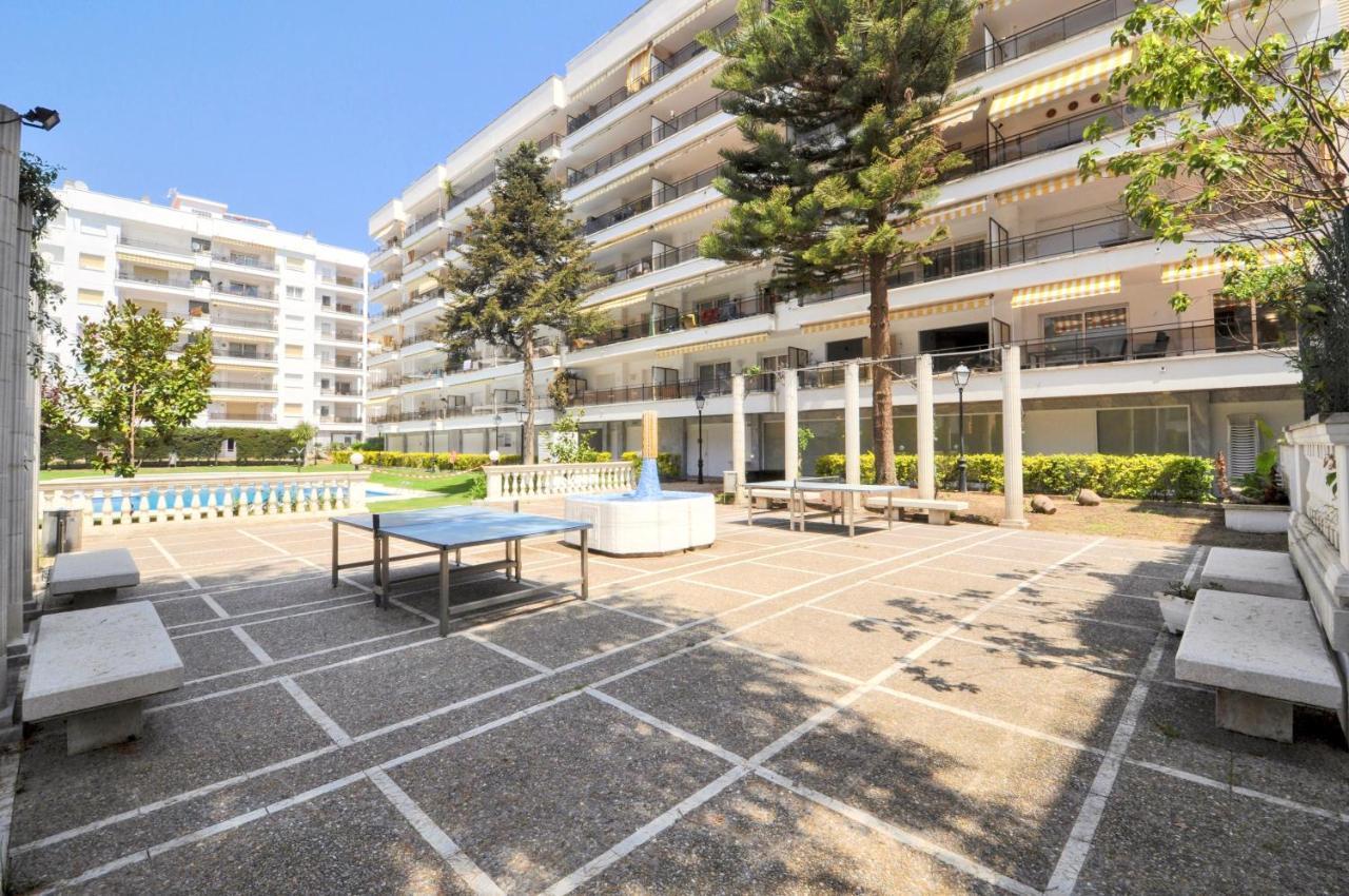 Apartment Alva Lloretholiday Lloret de Mar Exteriör bild